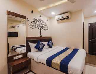 Lobi 2 Hotel Royal Annex