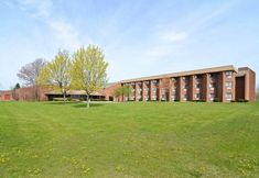 Exterior 5 Pan American