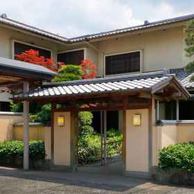 Ureshino Onsen Taishouya Yushuku Seiryuu 1, Hotel Iwaya Station