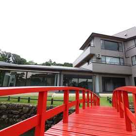 Nanki Shirahama Resort Kogaura Bettei1 , 飯店白浜町