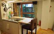 Others 6 Backpackers Hotel Noosa Japan in Takatsuki Tonda