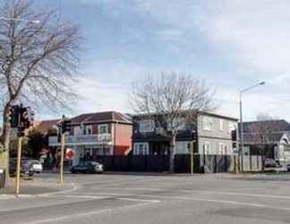 Bilik Tidur 2 Kiwi Group Accommodation - Gloucester