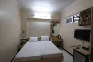 Bedroom 4 Saigal Guest House