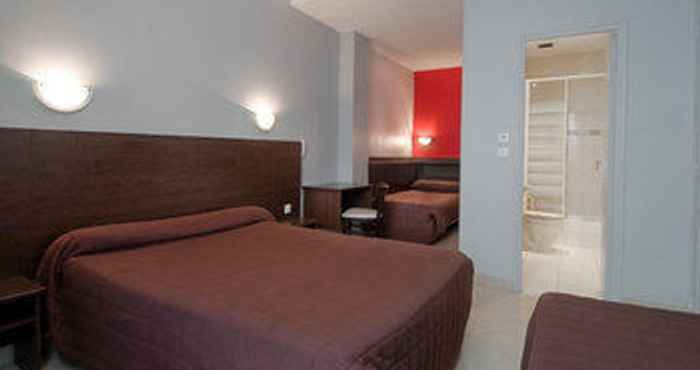 Kamar Tidur Hotel Saint Quentin