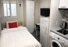 Others 7 OASIS HOSTEL