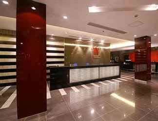 Lobi 2 Shanghai Washington Business Hotel