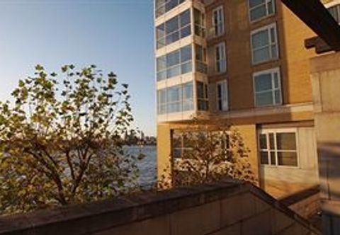 Exterior Morgan Lodge Serviced Apartments