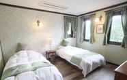 Lain-lain 6 Auberge Florence