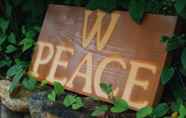 Others 5 W Peace