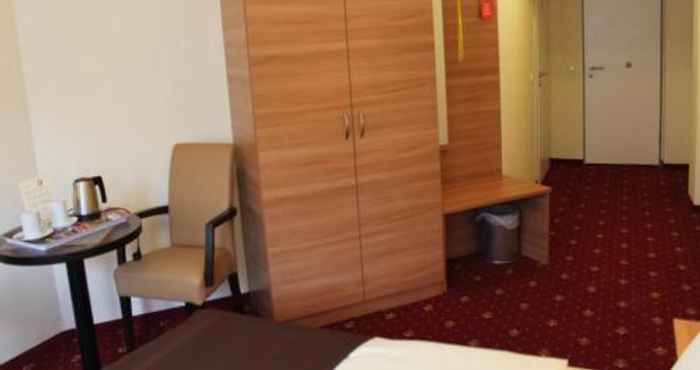 Kamar Tidur Hotel Harburger Hof