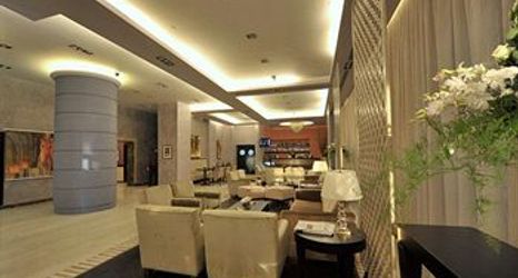 ล็อบบี้ 2 Il Palazzo Hotel & Suites