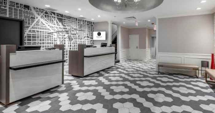 Luar Bangunan The  St. Clair Hotel – Magnificent Mile (Formerly Red Roof Inn Chicago Downtown)