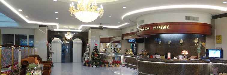 Lobi New Plaza Hotel