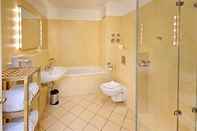 Toilet Kamar Amc Apartments Bundesallee