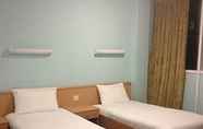 Bedroom 4 Big Sleep Hotel Cardiff