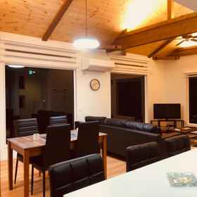 Salji 5 Bed Rooms 1, Hotel Hakuba Iwatake Mountain Resort