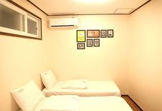 Bedroom 5 Gogo Guesthouse