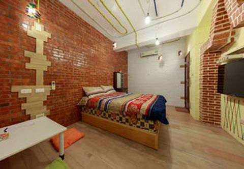 Bedroom Roaming Ancient Bed and Breakfast