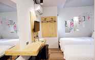 Toilet Kamar 7 Izen Plus Budget Hotel & Residences