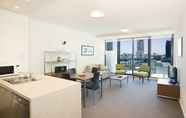 Lain-lain 5 Melbourne Short Stay Apartment at SouthbankOne