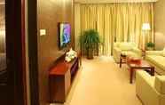 Lainnya 3 Soluxe Hotel Urumqi