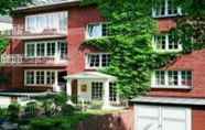 อื่นๆ 5 Von Deska Townhouses The Ivy House