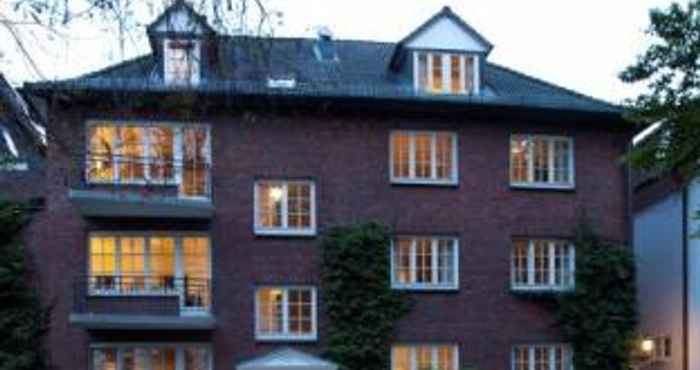 Bedroom Von Deska Townhouses The Ivy House