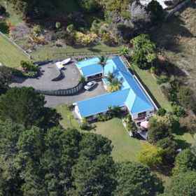 Albany Fairview Heights Bed & Breakfast 1, Hotel Link in Bio