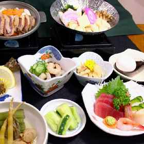 Oirase Guest House Keigetsu 1, Hotel Tsurugasaka Station