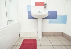 In-room Bathroom 3 Selina NQ1 Manchester (formerly Hatters at Hilton Chambers)