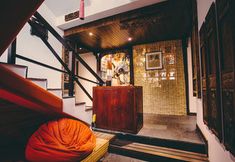 Lobby 6 Westlake Youth Hostel