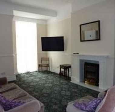 Bedroom 2 Glenville House