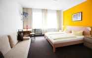 ภายนอกอาคาร 2 Pension/Guesthouse Am Hauptbahnhof