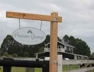 Luar Bangunan 2 Prairies Grange Bed & Breakfast