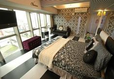 Bedroom 3 Sky Bar B & B