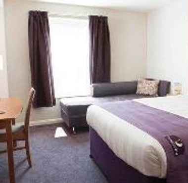 Bedroom 2 Premier Inn Cardiff West
