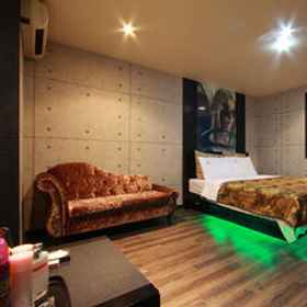 Hotel Bus 1, Hotel Pusat Warga Emas Daedongri