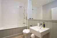 In-room Bathroom Destiny Scotland - George IV Apartments