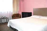 Bedroom Hejia Business Hotel