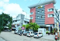 Exterior 4 Hotel Shipra Regency