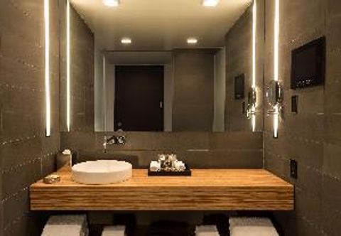 Bên ngoài SIXTY LES Hotel (Formerly Thompson Les)