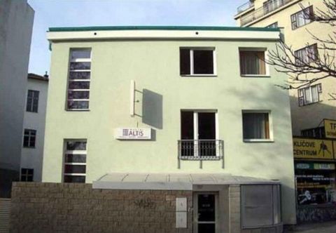 Exterior Hostal Altis Praga Center