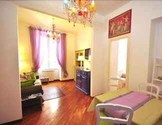 Lainnya 2 Holiday Apartment Rome - Colosseum