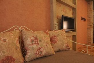 Lain-lain 4 Yuga House