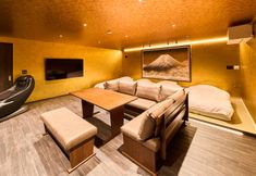 อื่นๆ 3 Glamping Spa Waita