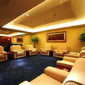 Ai Hua 1, Khách sạn Thượng Hải