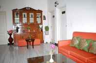 Lobby Garden Villa Homestay