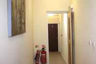 Lobi Macy's Guesthouse