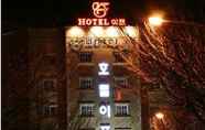 Lobi 4 Hotel If