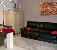 Kamar Tidur 3 Bed And Breakfast Place Des Vosges